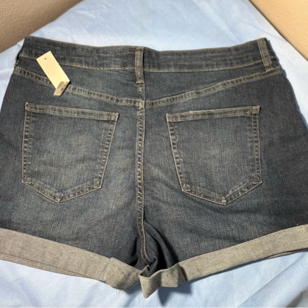 No Boundaries Dark and Light Blue Denim Shorts